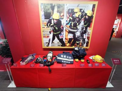 福建 “最美逆行者”大型消防攝影展強(qiáng)勢(shì)來(lái)襲!